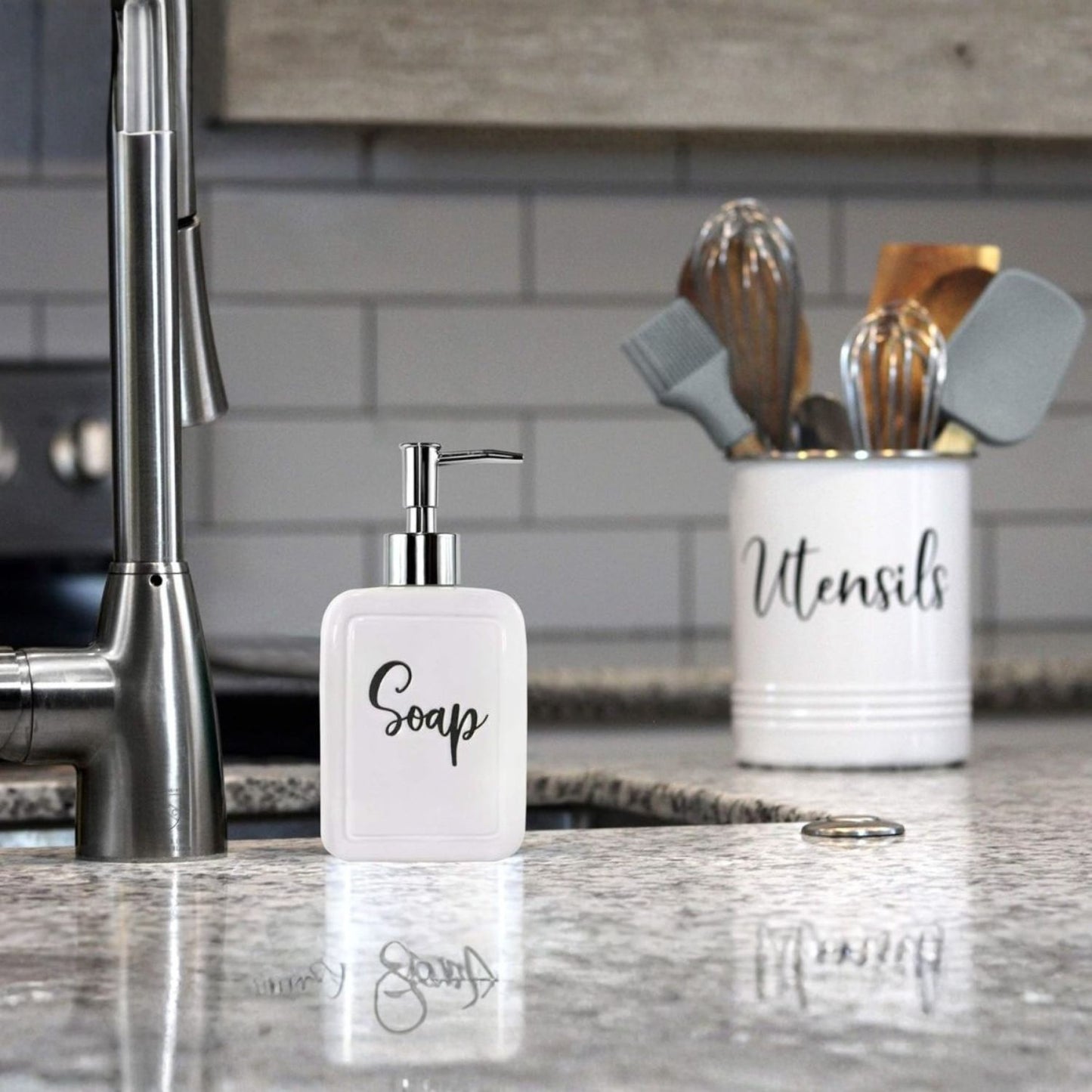 Keramik-Seifenspender 380ml – Küchen- und Badezimmer-Spender, 2 Stück Edelstahl-Pumpköpfe