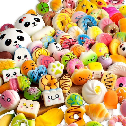 Squishy 30 kusov Sada plyšových postavičiek na odbúranie stresu - Na pripevnenie na kľúčenku, tašku