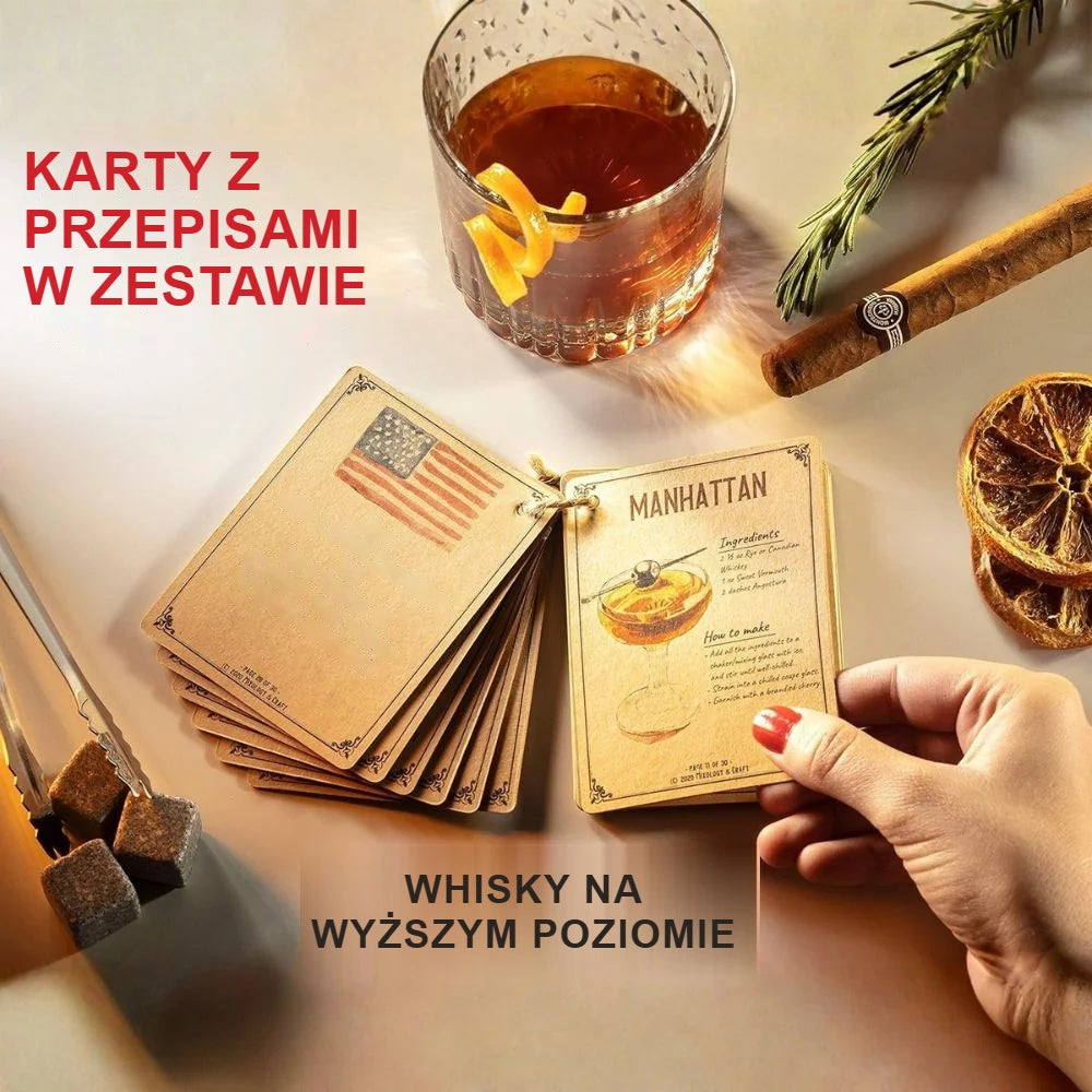 Karty z przepisami na koktajle z zestawu, szklanka z whisky