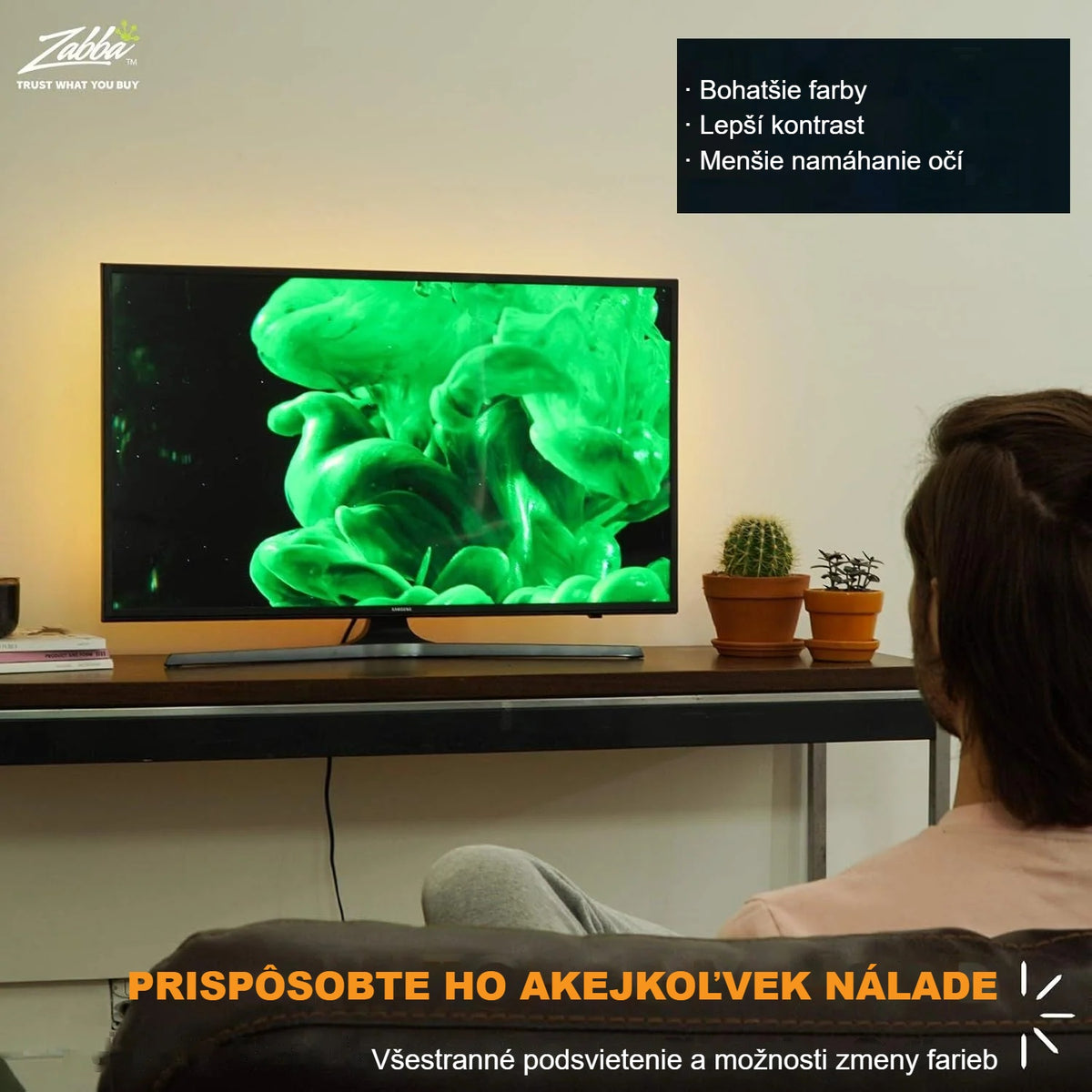 Zelené LED podsvietenie TV v obývačke, režimy meniace farby