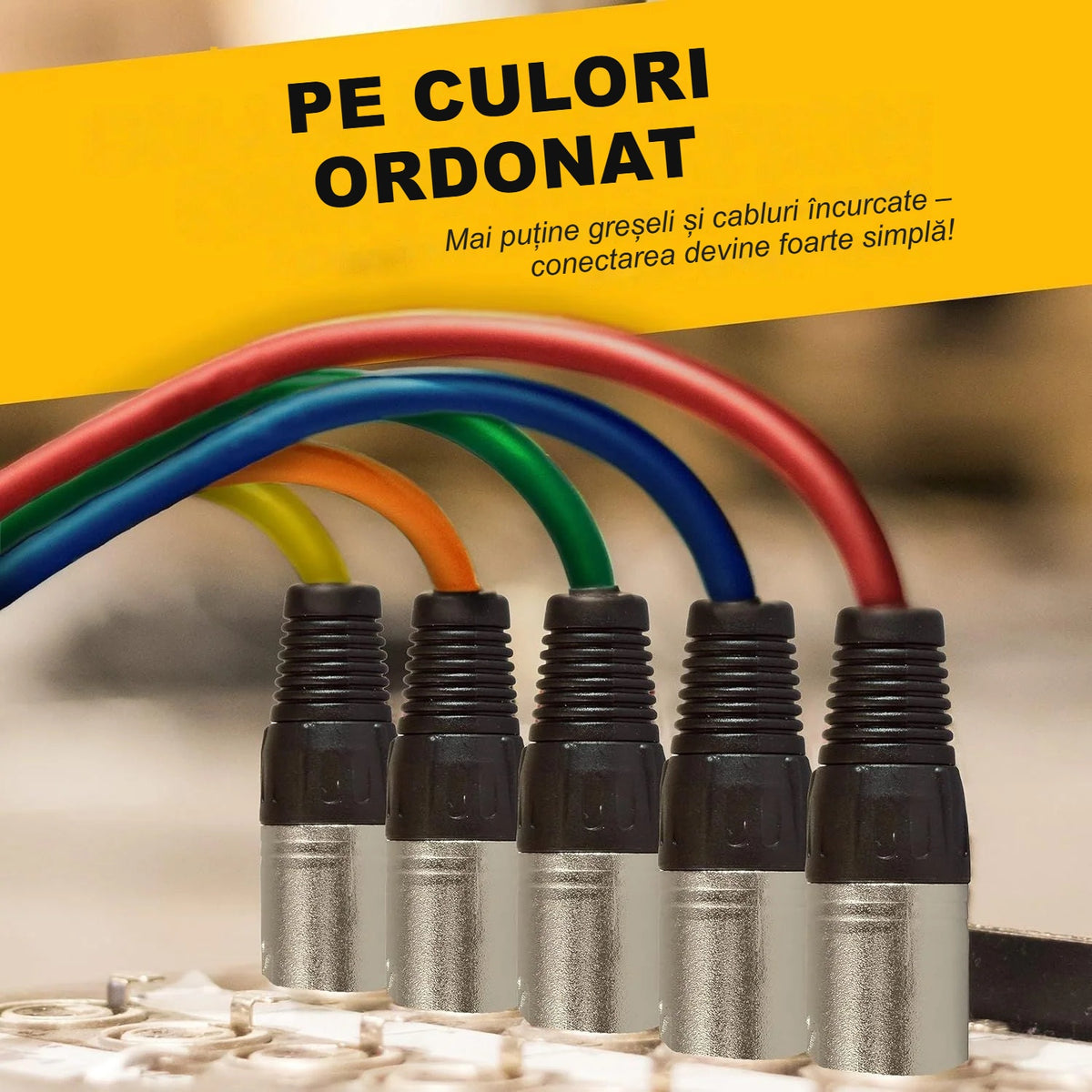 Conectorii cablurilor XLR codificate pe culori, conectați unul lângă altul