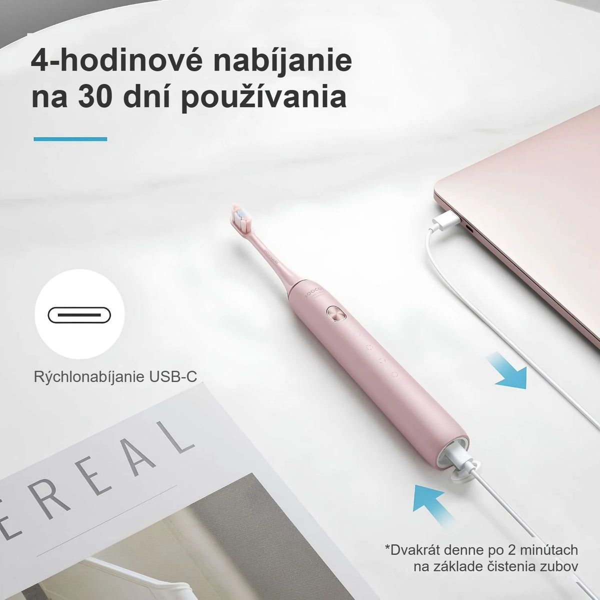 Nabíjanie ružovej zubnej kefky Soocas X3U cez USB-C z notebooku
