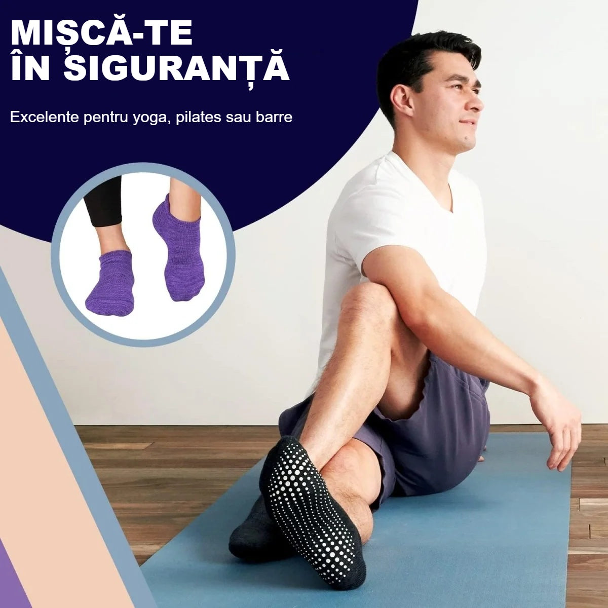 Bărbat făcând yoga în șosete antiderapante mov