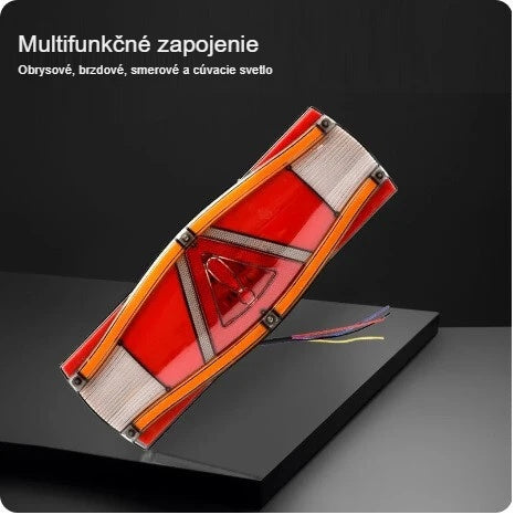 LED zadná lampa s vyvedenými prívodnými káblami na tmavom pozadí