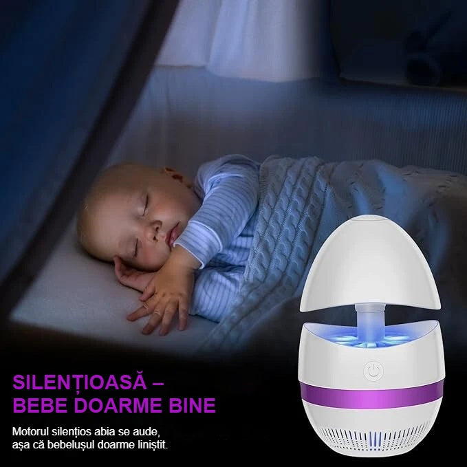 Lampă anti-țânțari silențioasă lângă un bebeluș care doarme noaptea