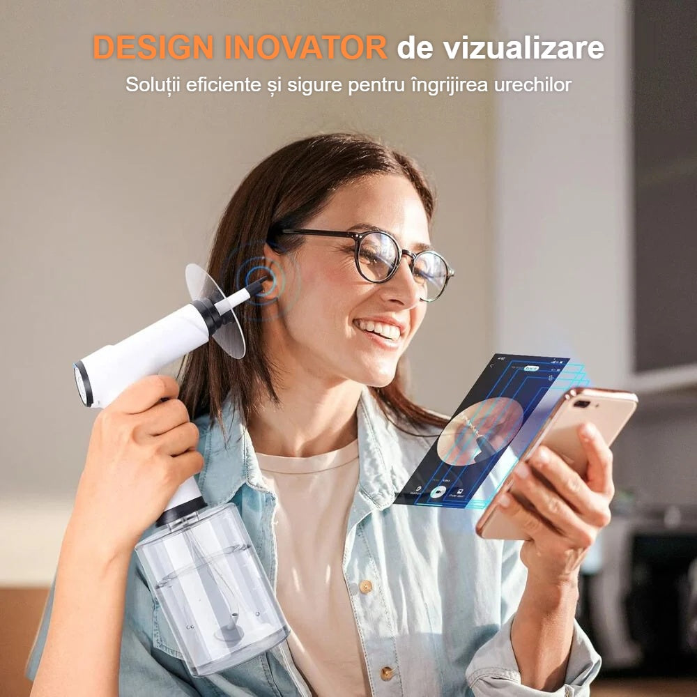 Femeie care folosește aparatul de curățat urechi cu cameră, urmărind imaginea pe telefon