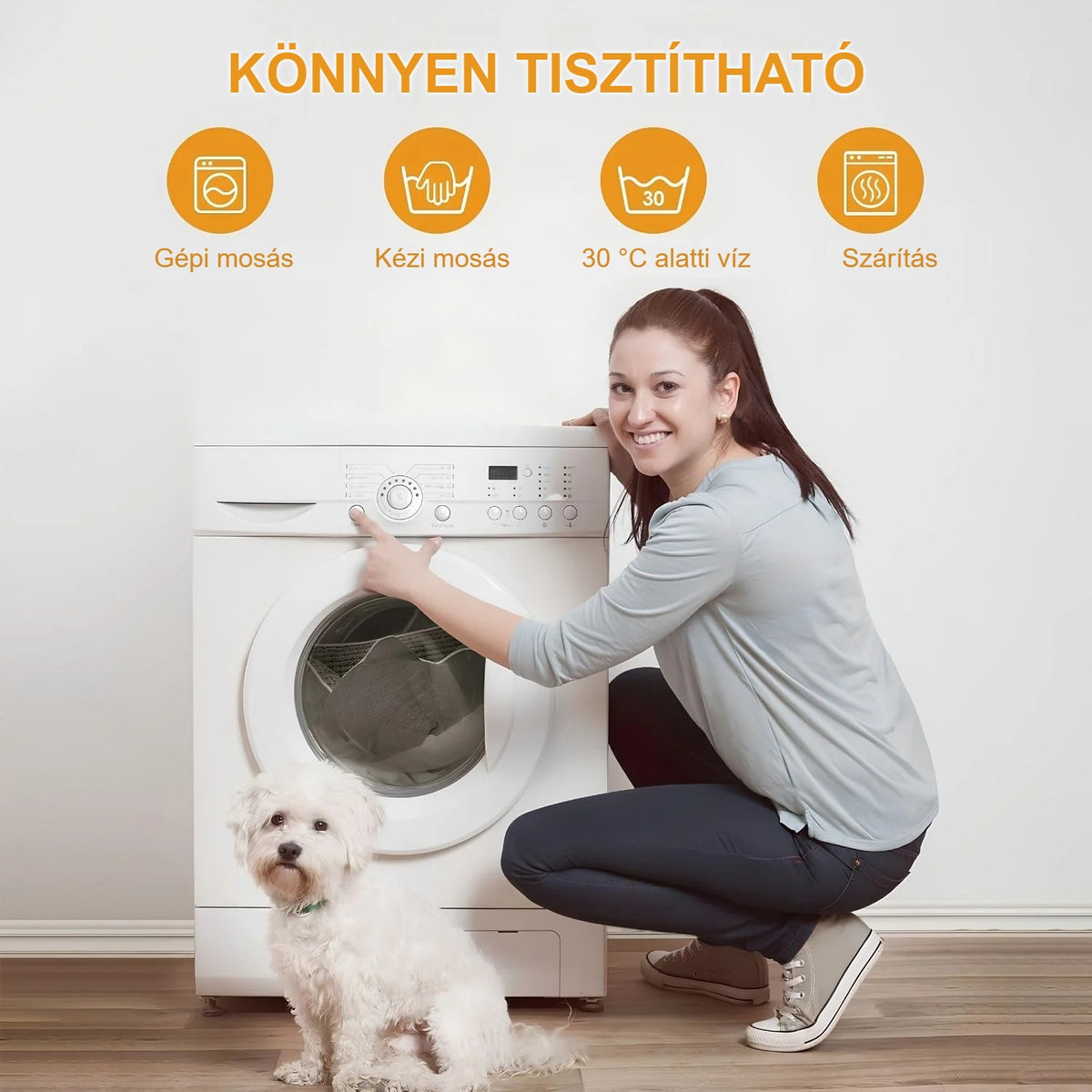 Nő mosógépbe teszi a mosható kutyafekhelyet