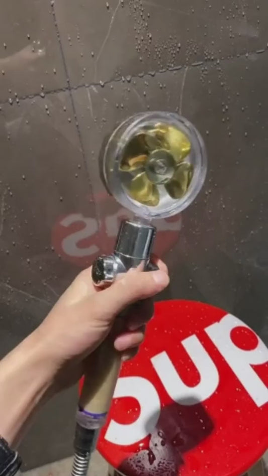 Úsporná sprchová hlavica s filtrom – turbo vrtuľa, silný prúd vody, 2 náhradné vložky, Blux
