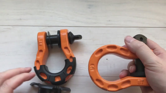 Izolátor na Mega Shackle 2 ks – tlmí hluk a vibrácie, proti škrabancom, na ťahanie, Gear America